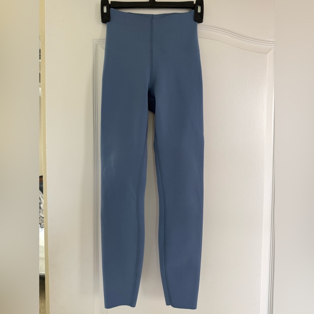 lululemon athletica Sky Blue Leggings , size 2